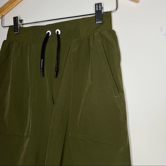 REI CO-OP Active Pursuit Shorts Olive Men's Size Small - Picture 2 of 6